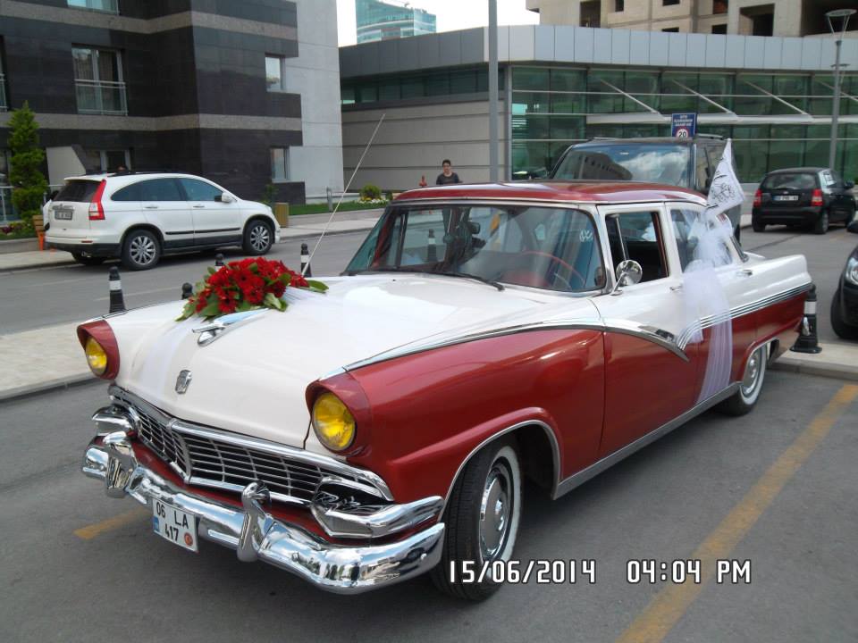 1956 Ford Fairline-Ankara